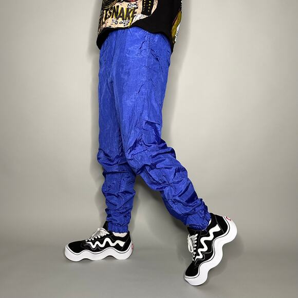 Vintage 90s Wilson Track Pants Mens L Royal Blue Nylon Joggers has Ankle Zippers - Picture 1 of 4